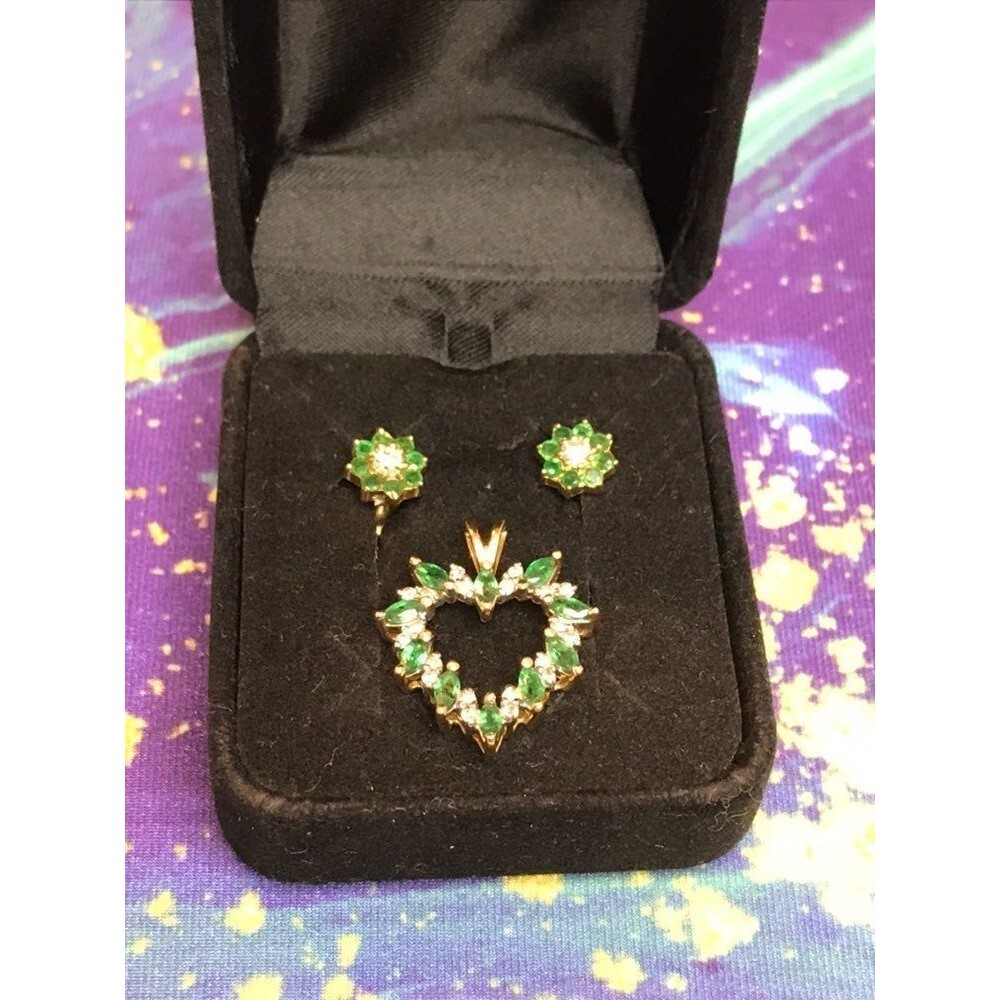 Gorgeous Gold, Natural Emerald and Diamo